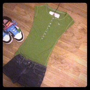 Green size S Abercrombie fitted T